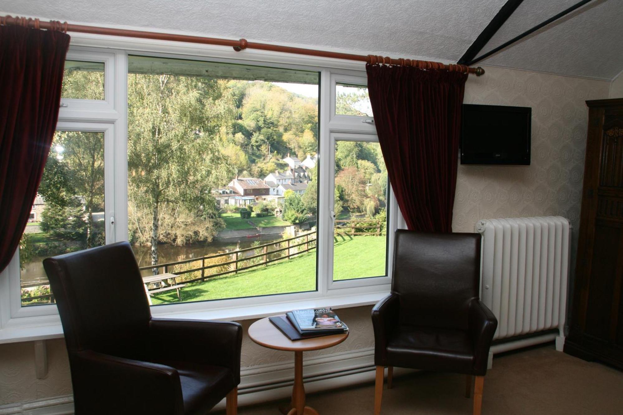 Royal Lodge Symonds Yat Buitenkant foto